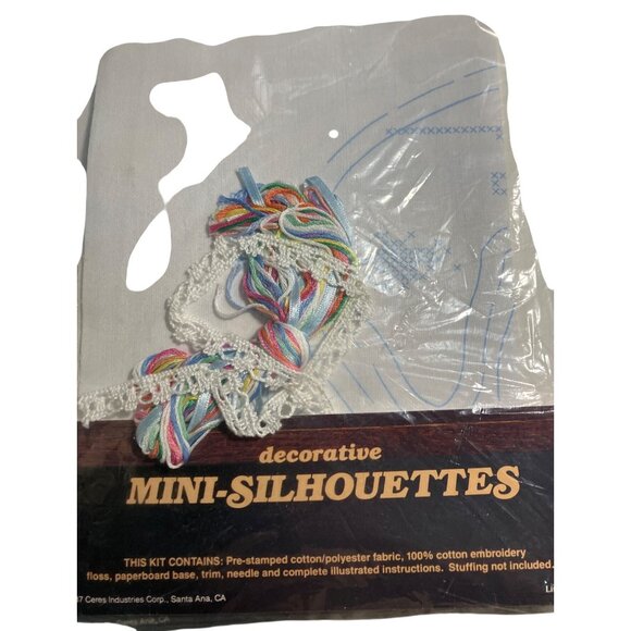 Titan Needlecraft Mini-Turning Goose Stamped Cross-Stitch Plush Animal Kit - Picture 5 of 5